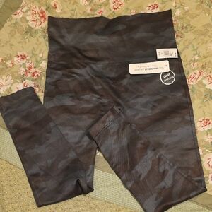 The Sweatshirt Project Leggings by French Laundry